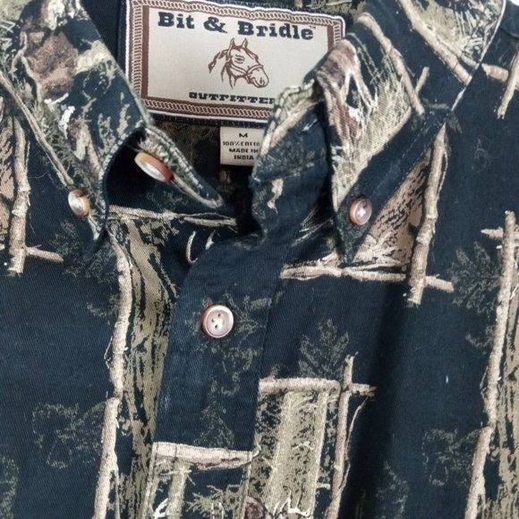 Bit & Bridal Outfitters Mens Shirt Black Button Down Deer Print Hunting Medium - Picture 3 of 11